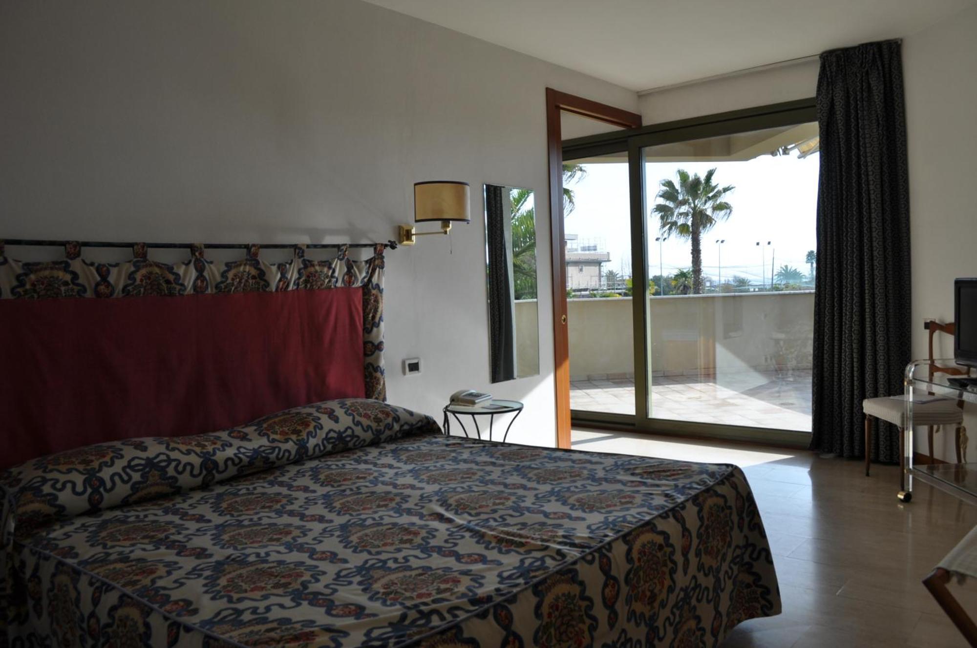 Undulna - Terme Della Versilia 4*