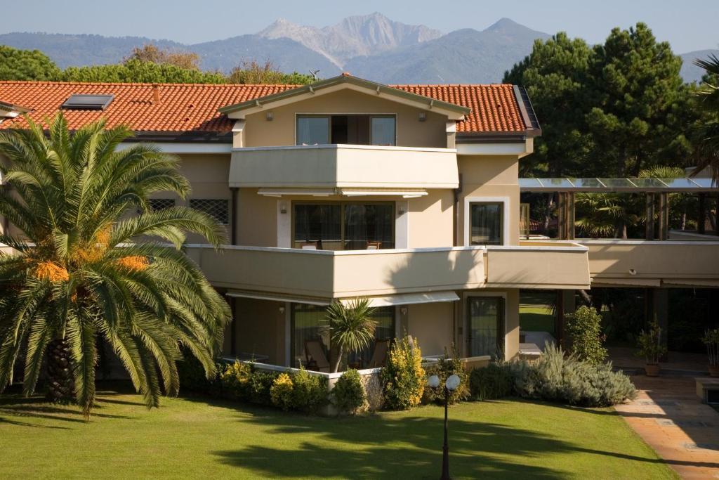 Hotel Undulna - Terme Della Versilia 4*