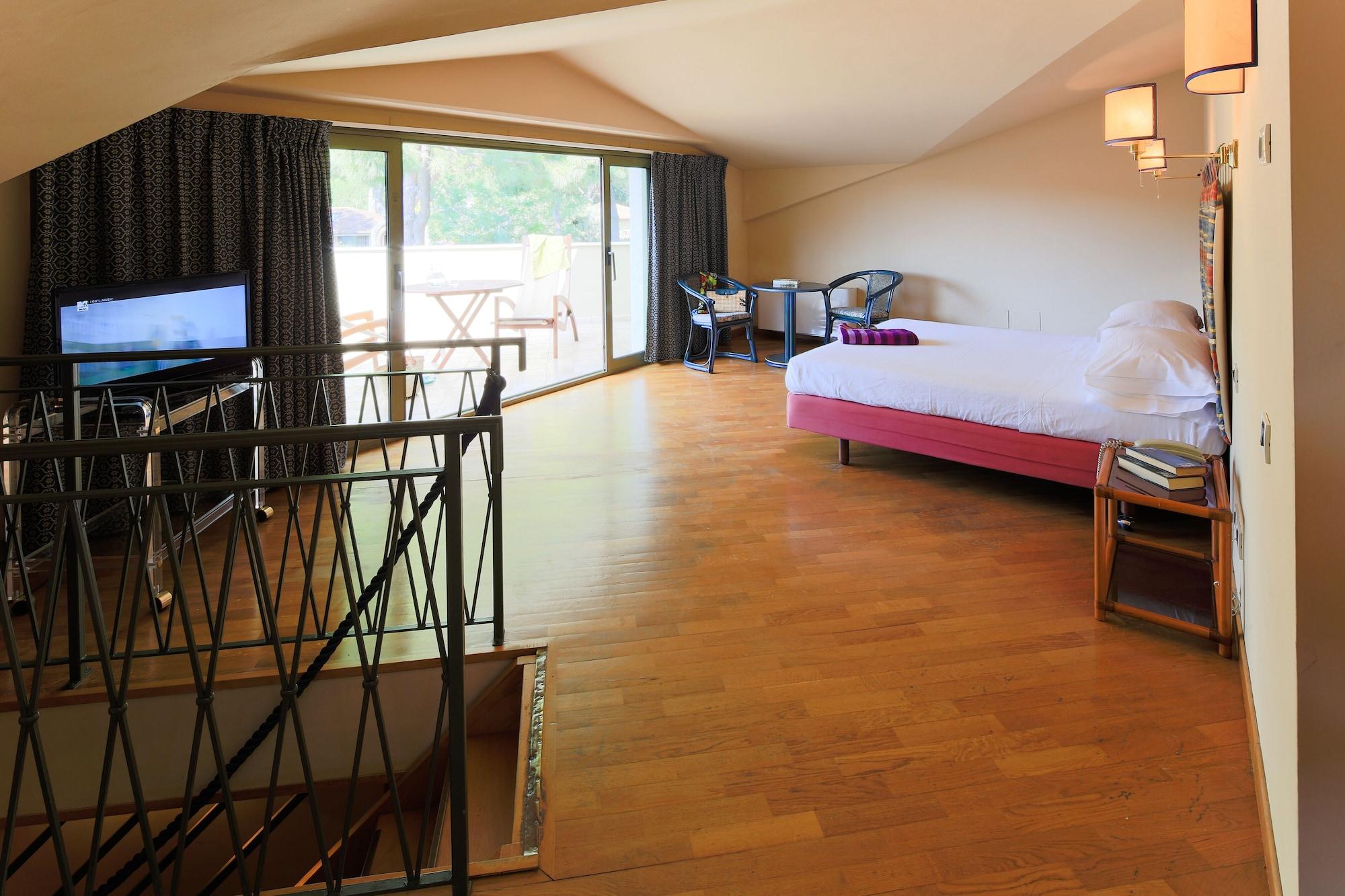 Hotel Undulna - Terme Della Versilia 4*
