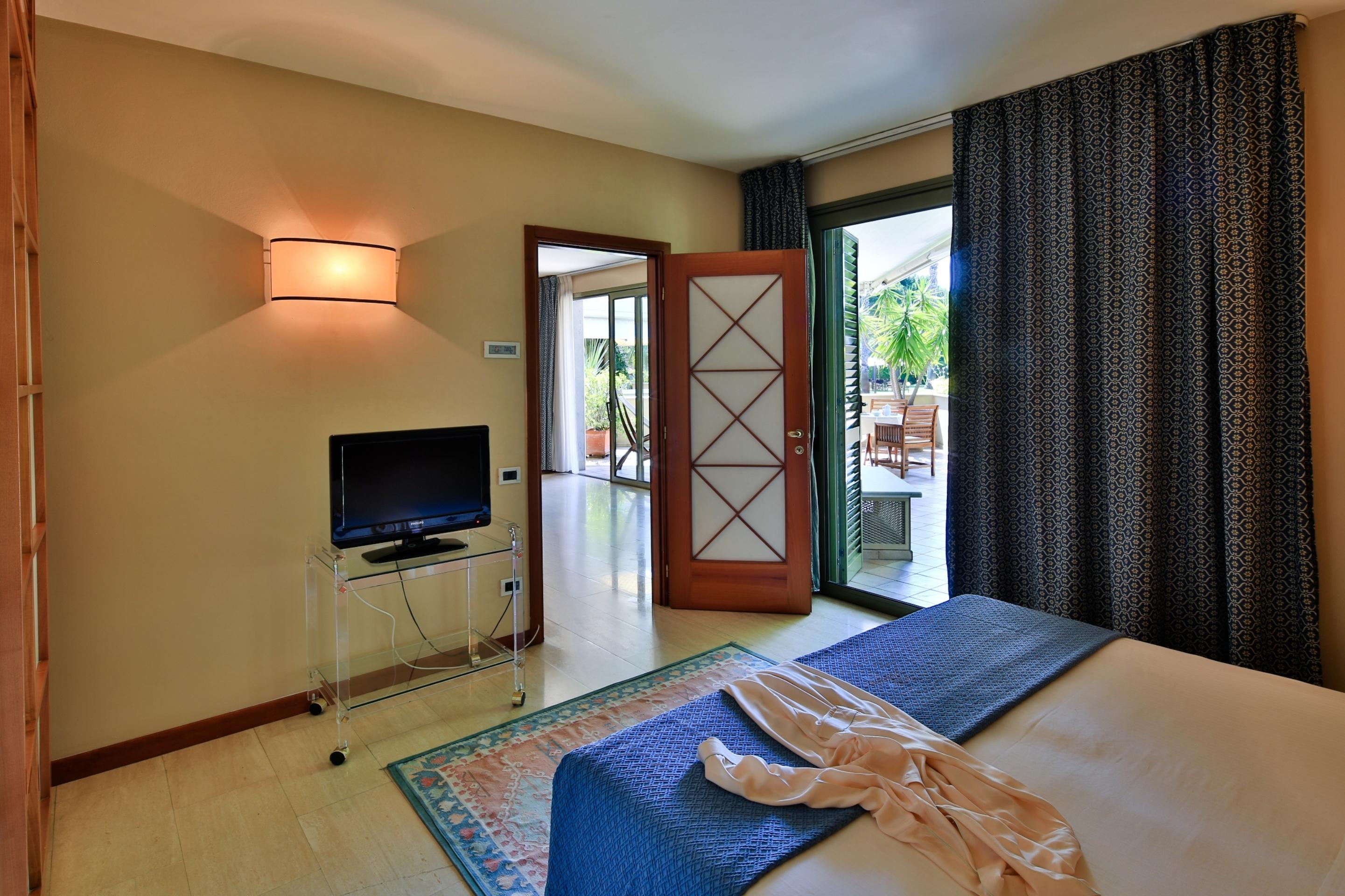 Undulna - Terme Della Versilia 4*